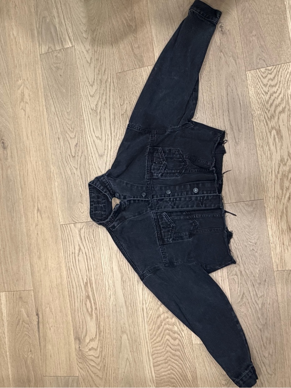 Cropped Gray Denim Jacket - Picture 2 of 3